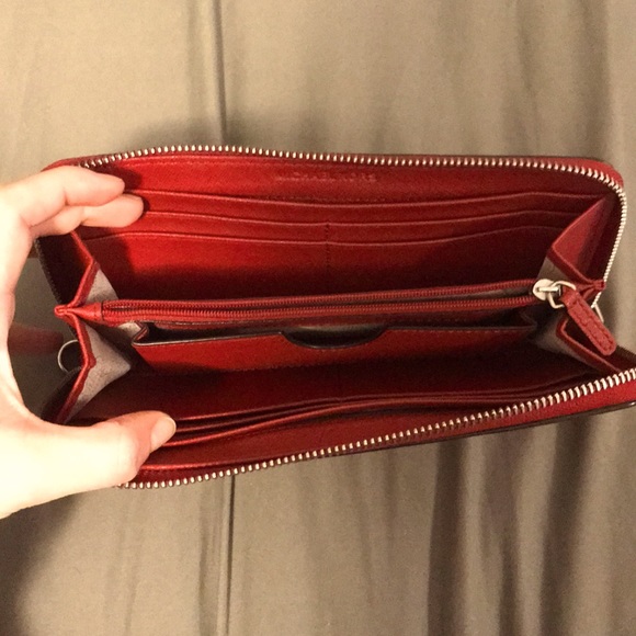 Michael Kors Leather Wallet - Picture 3 of 4